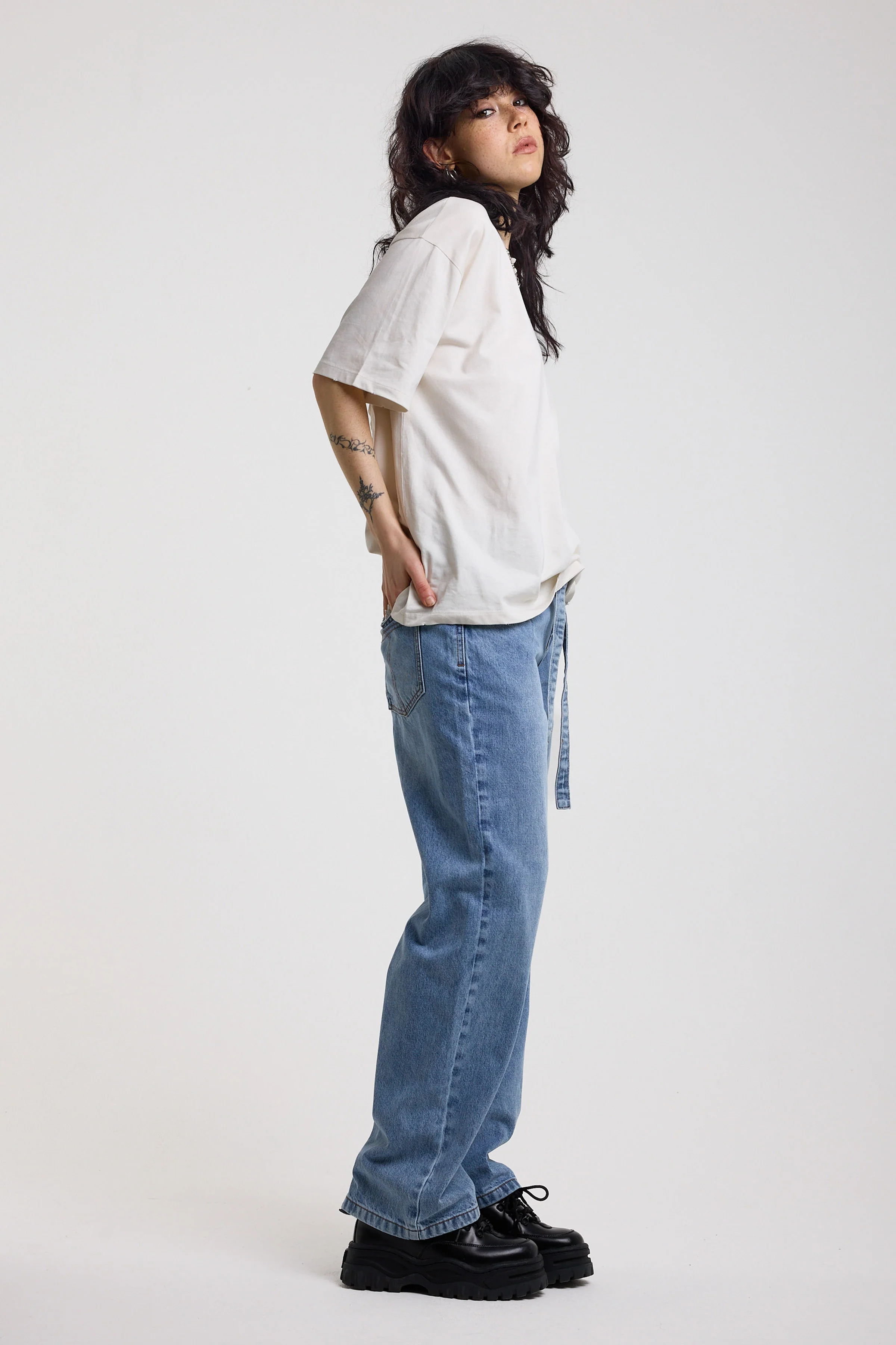 Chore Low Rise Boyfriend Jeans - Image 6