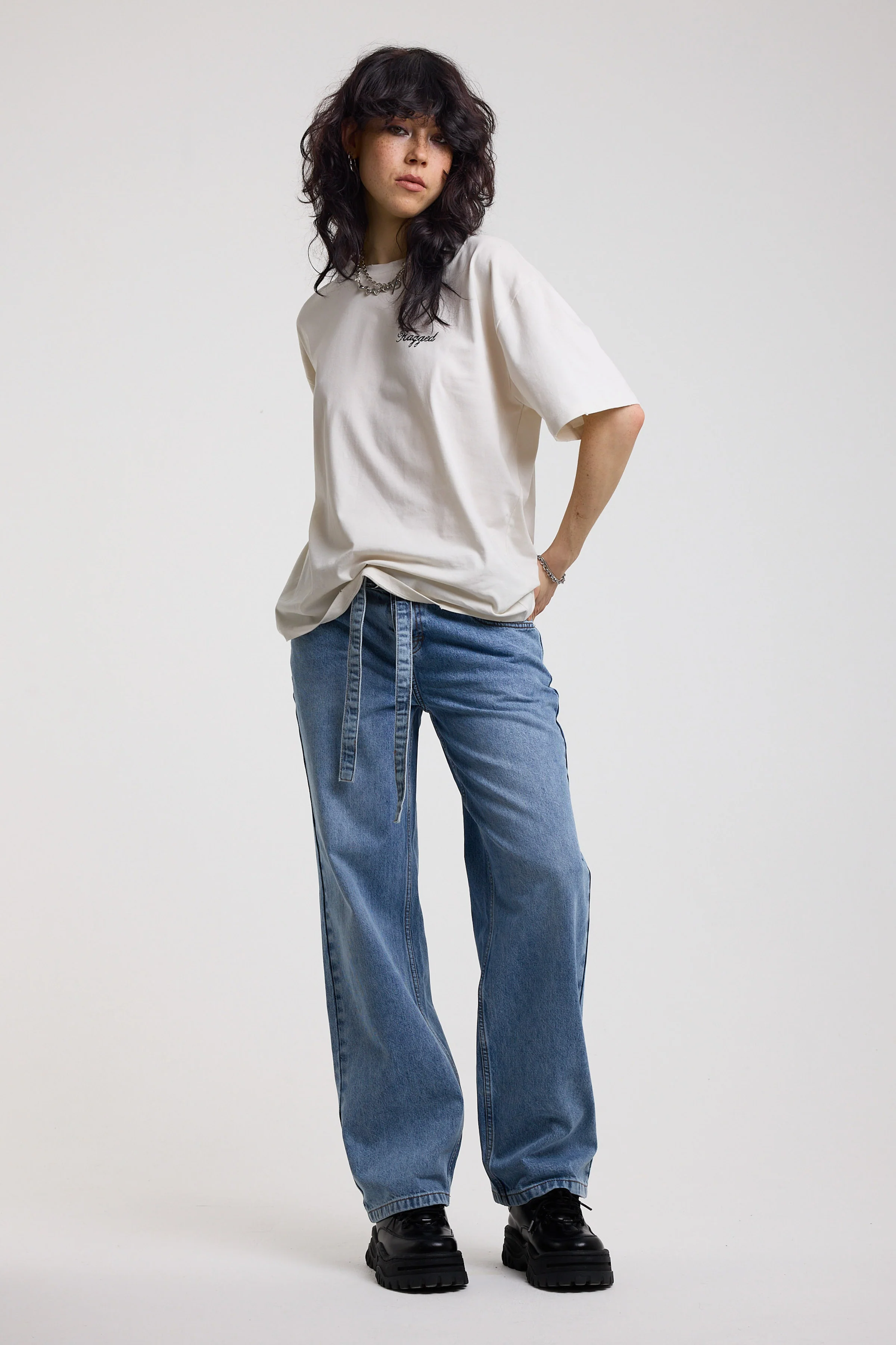Chore Low Rise Boyfriend Jeans - Image 9