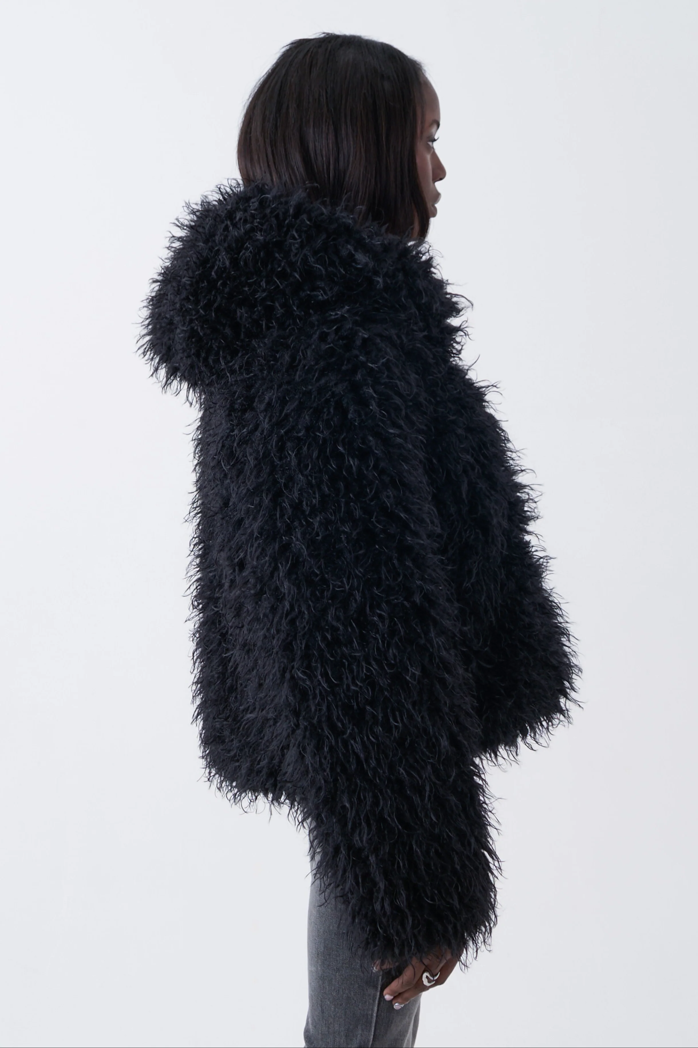 Julia Shaggy Faux Fur Coat - Image 4