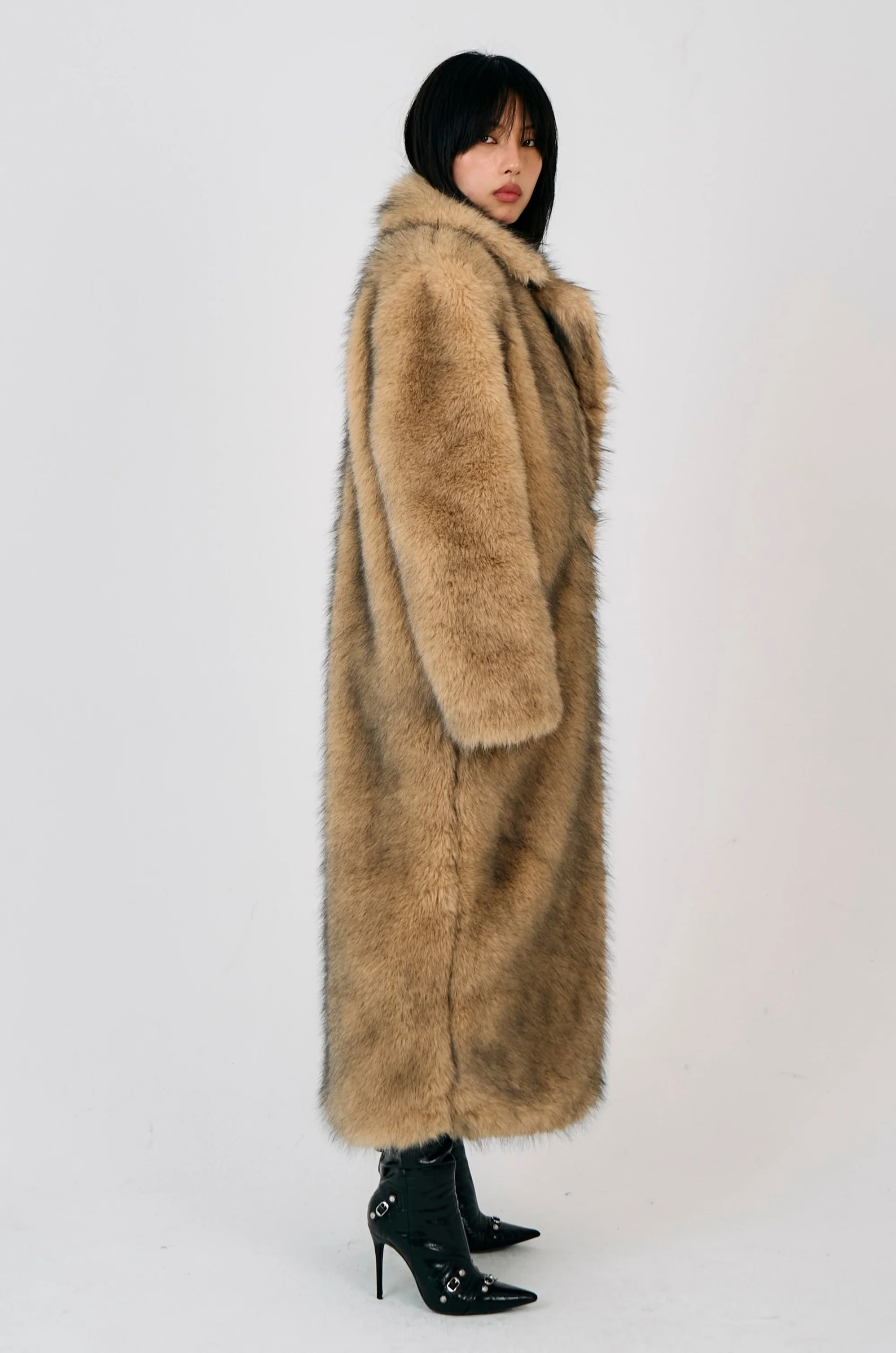 Tara Faux Fur Maxi Coat - Image 6