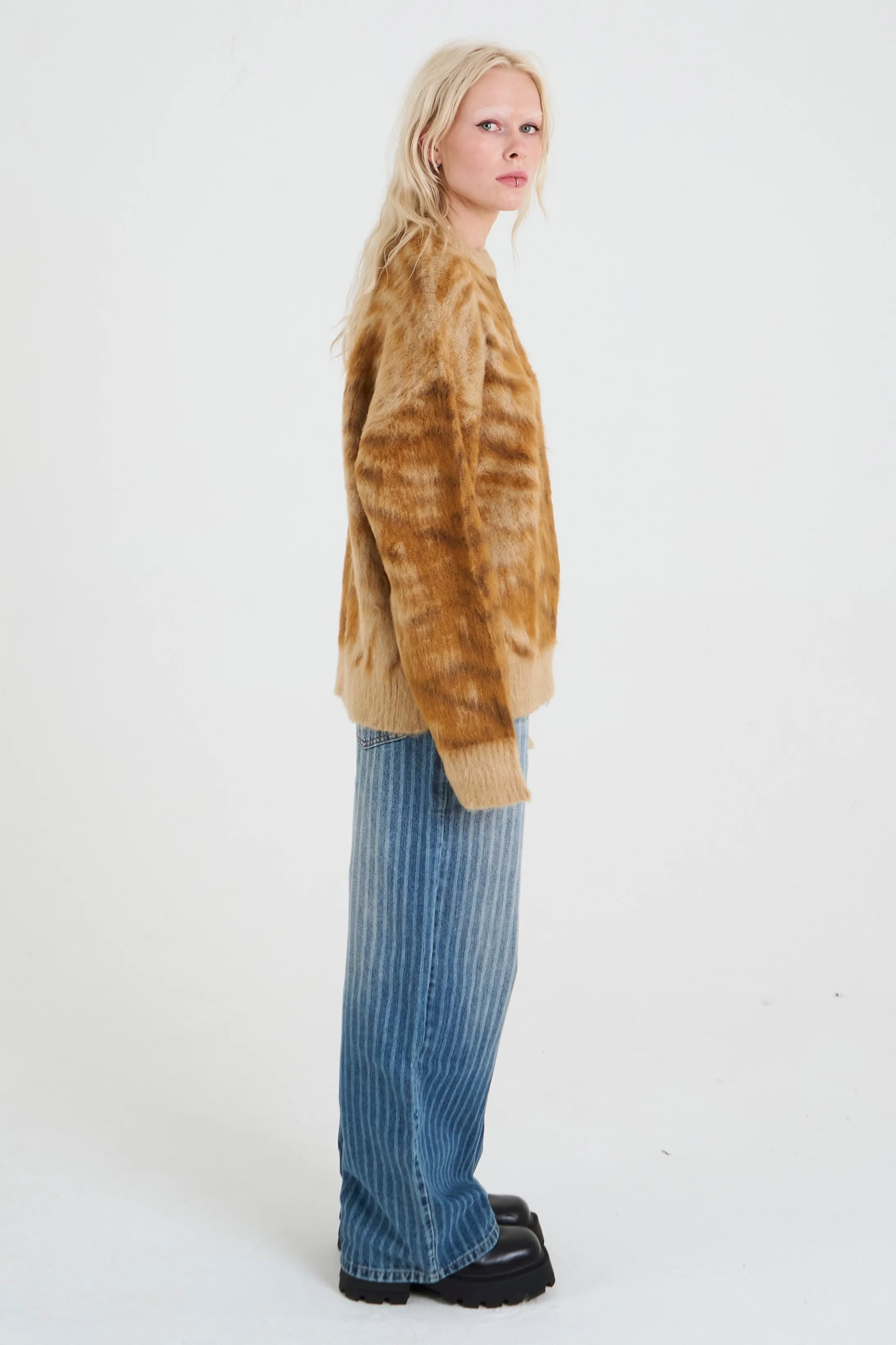 Tiger Print Relaxed Knit - Image 4