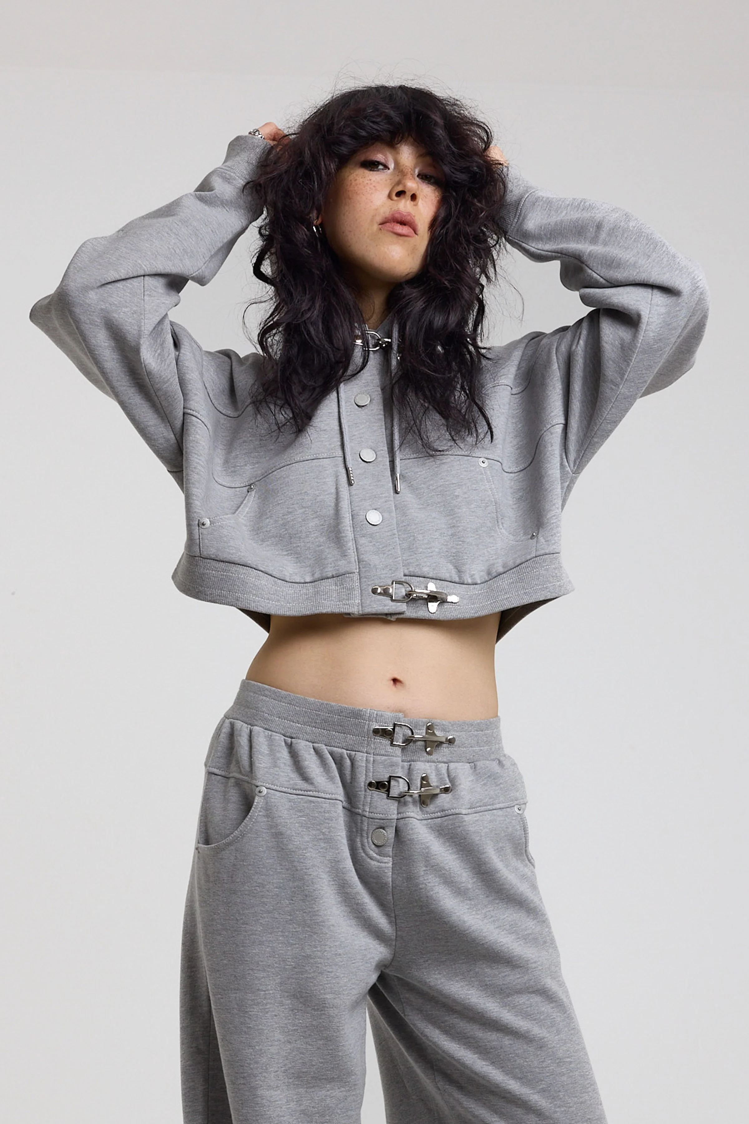 Train Cropped Hardware Clasp Hoodie - Image 4